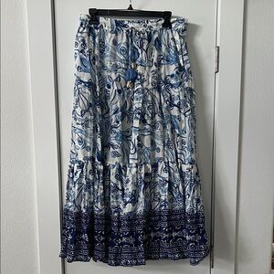 Zara Blue and White Patterned Maxi Skirt